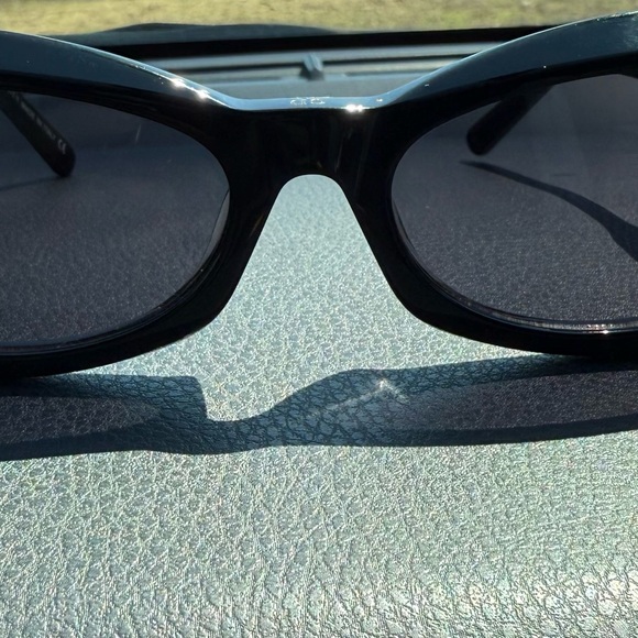 Diorpacific Black Sunglasses shades - Picture 6 of 10